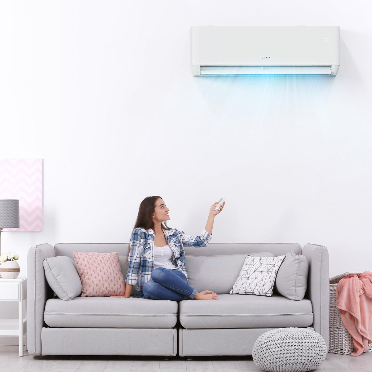 ROVSUN 12000 BTU 24 SEER2 230V Mini Split Air Conditioner Heat Pump with 16ft Installation Kit